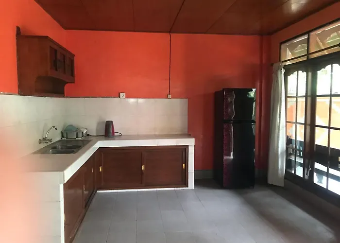 Nyoman House * レギャン