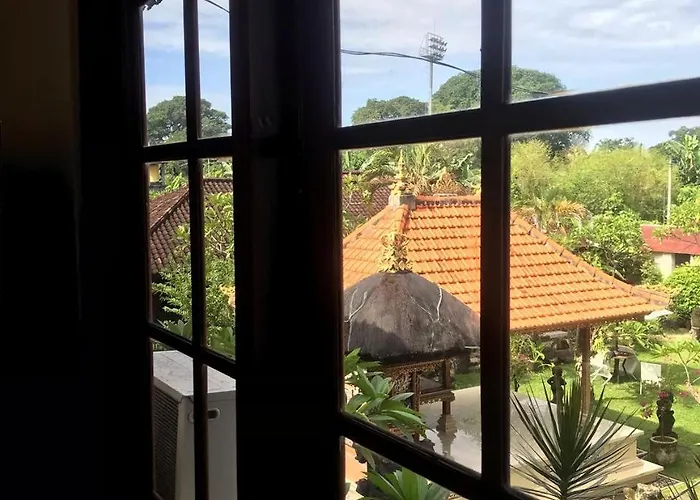 Nyoman House * レギャン