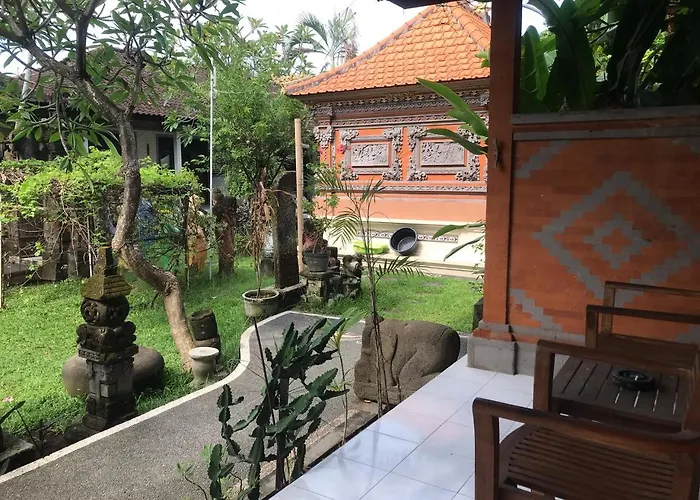 アパート Nyoman House レギャン